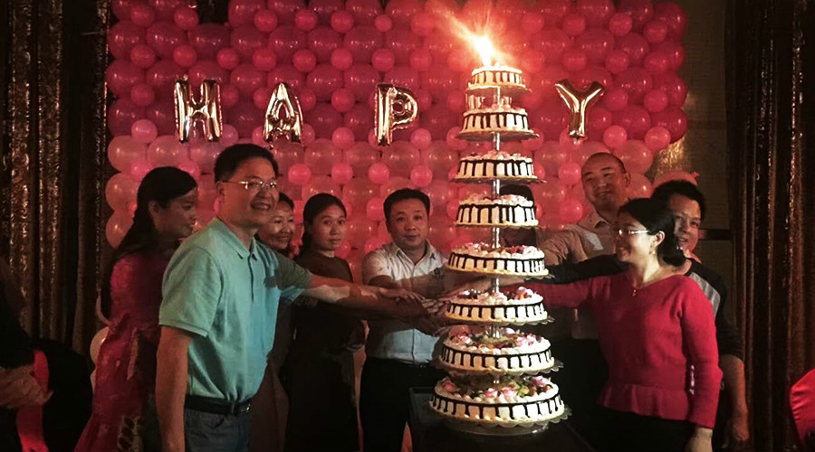 一路有你，盡顯方成雄風(fēng)，攜手共進(jìn)，再創(chuàng)輝煌